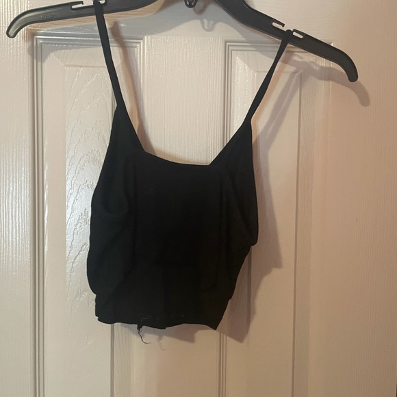 Popular Basics Cropped Tank - Picture 3 of 3